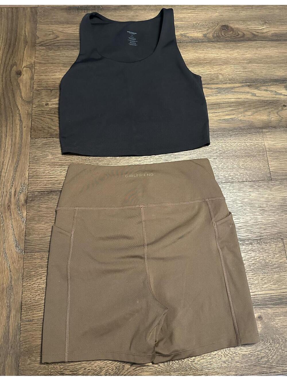 Girlfriend Collective Set - Medium
